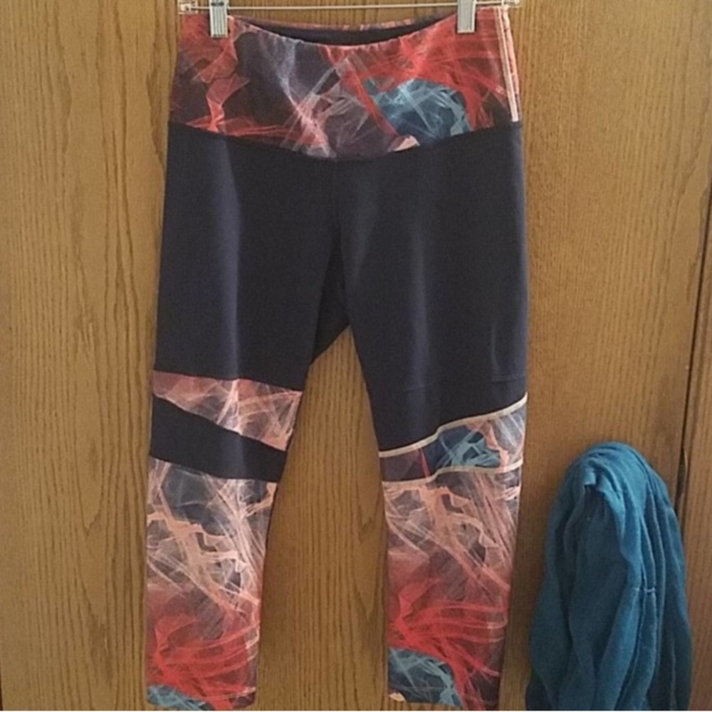 THE NORTH FACE Navy Blue FLASH DRY HIGH WAIST Colorful Leggings Sz L